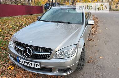 Универсал Mercedes-Benz C-Class 2009 в Дубно