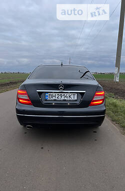 Седан Mercedes-Benz C-Class 2012 в Черноморске