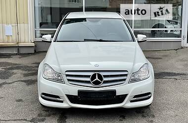 Седан Mercedes-Benz C-Class 2011 в 