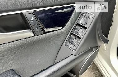 Седан Mercedes-Benz C-Class 2011 в 