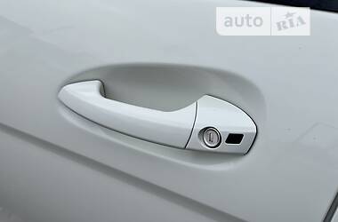 Седан Mercedes-Benz C-Class 2011 в 