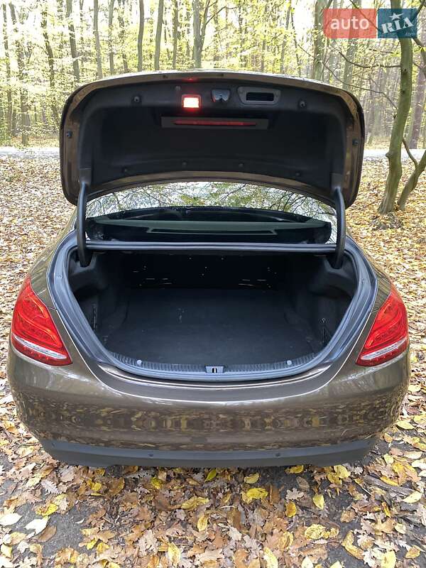 Седан Mercedes-Benz C-Class 2017 в Иршаве фото 42 Седан Mercedes-Benz C-Class 2017 в Иршаве