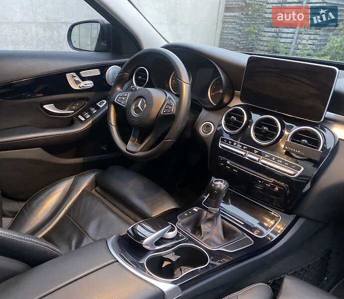 Седан Mercedes-Benz C-Class 2017 в Иршаве фото 64 Седан Mercedes-Benz C-Class 2017 в Иршаве