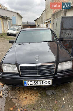 Седан Mercedes-Benz C-Class 1993 в Черновцах