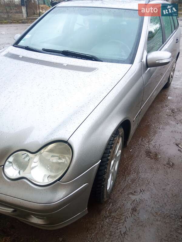 Универсал Mercedes-Benz C-Class 2004 в Перемышлянах фото 3 Универсал Mercedes-Benz C-Class 2004 в Перемышлянах