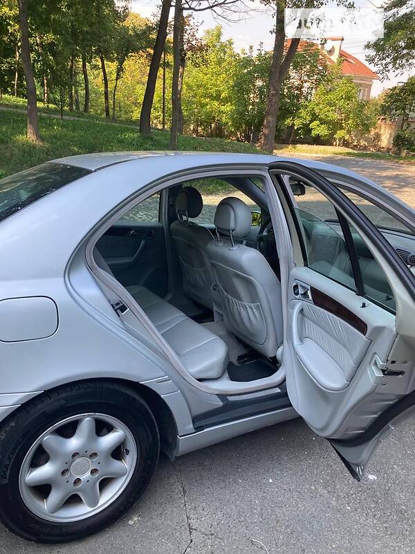 Седан Mercedes-Benz C-Class 2003 в Киеве фото 6 Седан Mercedes-Benz C-Class 2003 в Киеве