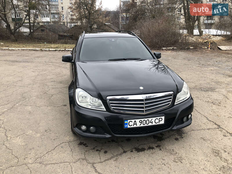 Универсал Mercedes-Benz C-Class 2011 в 
