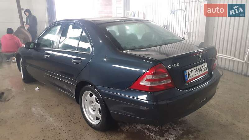 Седан Mercedes-Benz C-Class 2000 в Ивано-Франковске