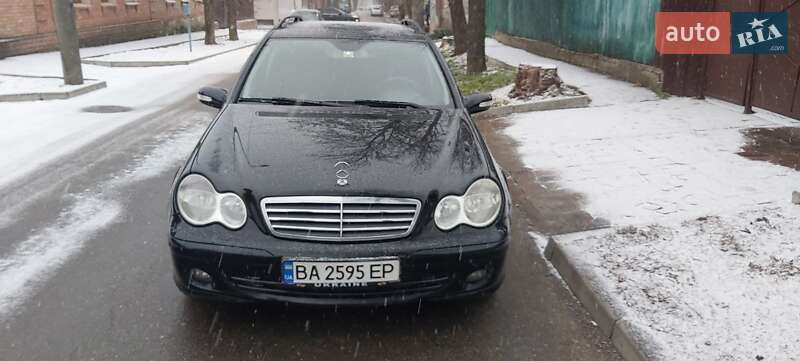 Універсал Mercedes-Benz C-Class 2006 в Кропивницькому