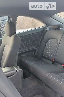 Купе Mercedes-Benz C-Class 2004 в 