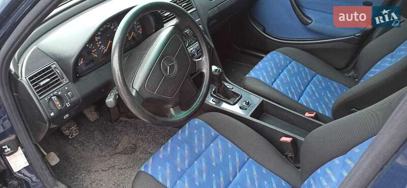 Седан Mercedes-Benz C-Class 1997 в Одессе