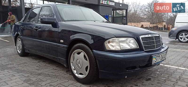 Седан Mercedes-Benz C-Class 1997 в Одессе