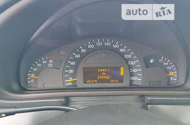 Універсал Mercedes-Benz C-Class 2002 в 
