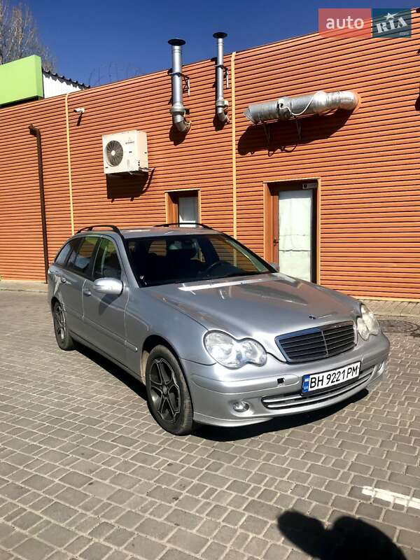 Універсал Mercedes-Benz C-Class 2007 в Одесі