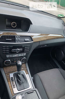 Универсал Mercedes-Benz C-Class 2013 в 