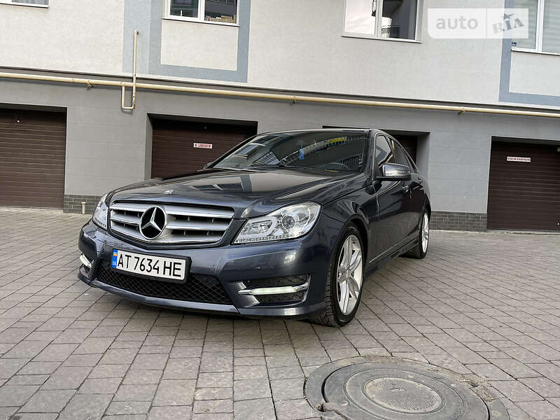 Седан Mercedes-Benz C-Class 2014 в Ивано-Франковске