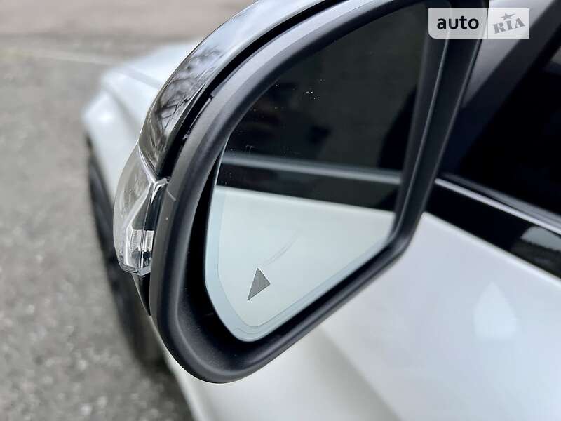 Седан Mercedes-Benz C-Class 2017 в Києві