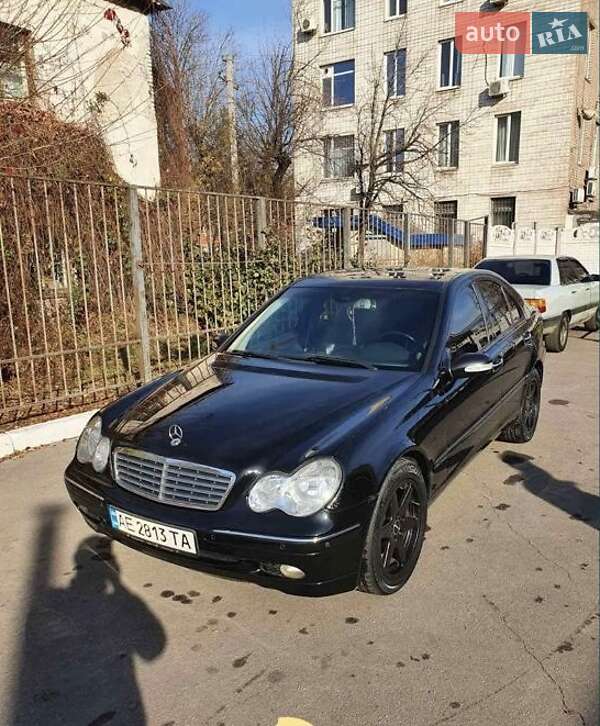 Седан Mercedes-Benz C-Class 2003 в Кривому Розі