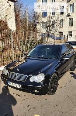 Седан Mercedes-Benz C-Class 2003 в Кривому Розі