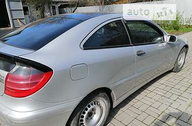 Купе Mercedes-Benz C-Class 2002 в Лубнах