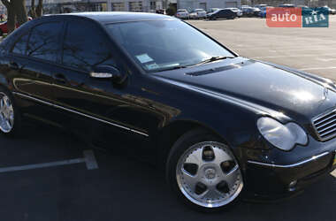 Седан Mercedes-Benz C-Class 2002 в Одессе