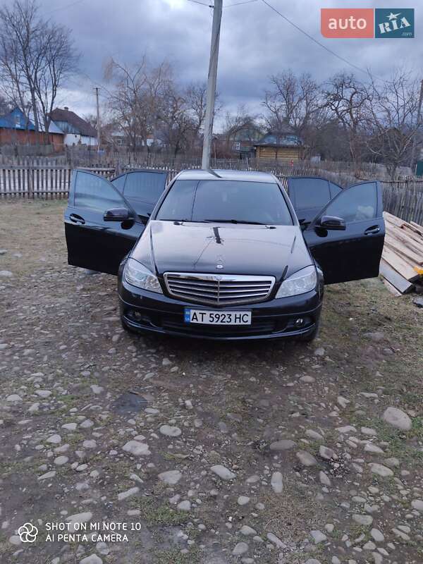 Седан Mercedes-Benz C-Class 2010 в Рожнятове