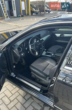 Седан Mercedes-Benz C-Class 2013 в 