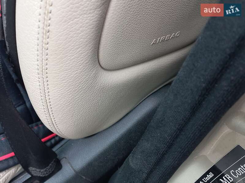 Седан Mercedes-Benz C-Class 2010 в Дніпрі