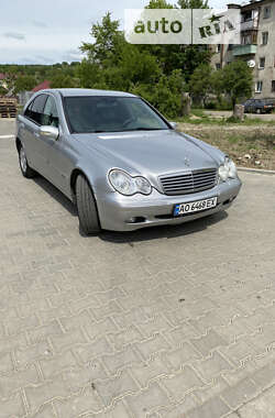 Седан Mercedes-Benz C-Class 2003 в Перечине