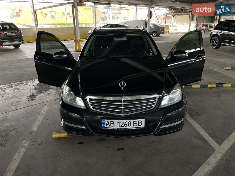 Універсал Mercedes-Benz C-Class 2013 в Вінниці