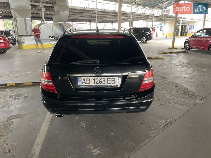 Універсал Mercedes-Benz C-Class 2013 в Вінниці