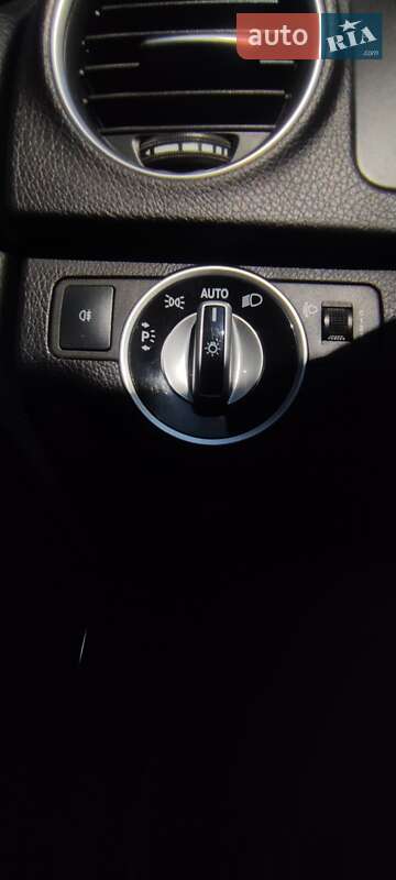 Седан Mercedes-Benz C-Class 2011 в Одесі