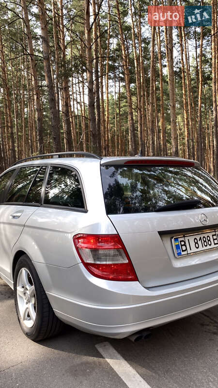 Универсал Mercedes-Benz C-Class 2009 в Полтаве