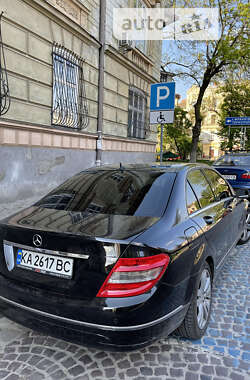 Седан Mercedes-Benz C-Class 2009 в Киеве