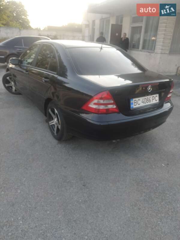 Седан Mercedes-Benz C-Class 2006 в Львове