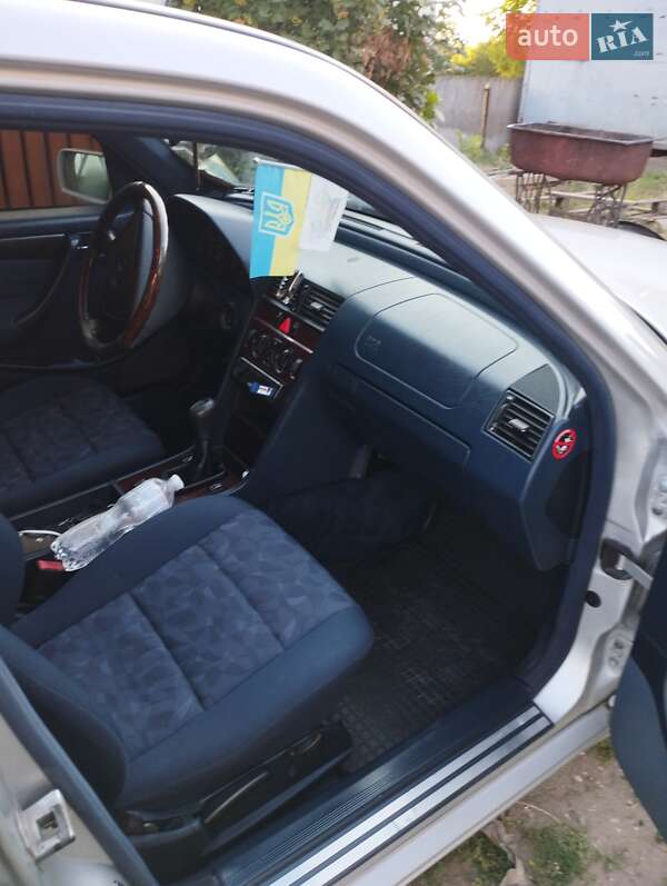 Седан Mercedes-Benz C-Class 1997 в Сокирянах