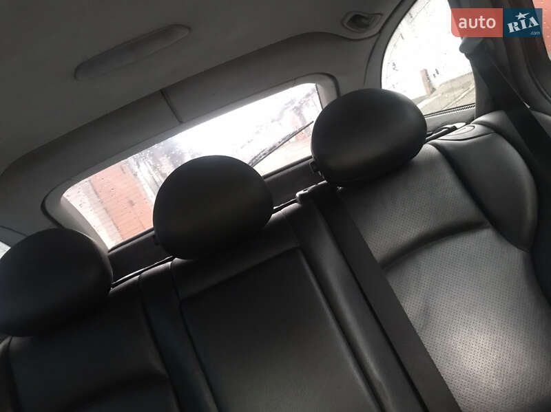 Универсал Mercedes-Benz C-Class 2001 в Киеве