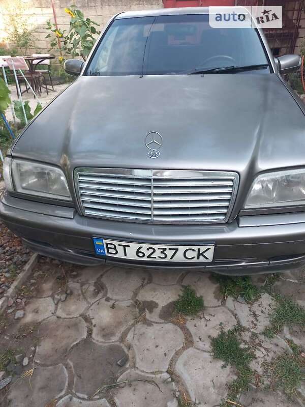 Седан Mercedes-Benz C-Class 1999 в Киеве