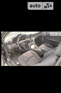Купе Mercedes-Benz C-Class 2002 в 