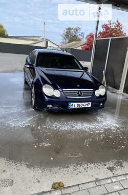 Купе Mercedes-Benz C-Class 2002 в 