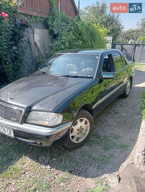 Седан Mercedes-Benz C-Class 1994 в Нововоронцовці