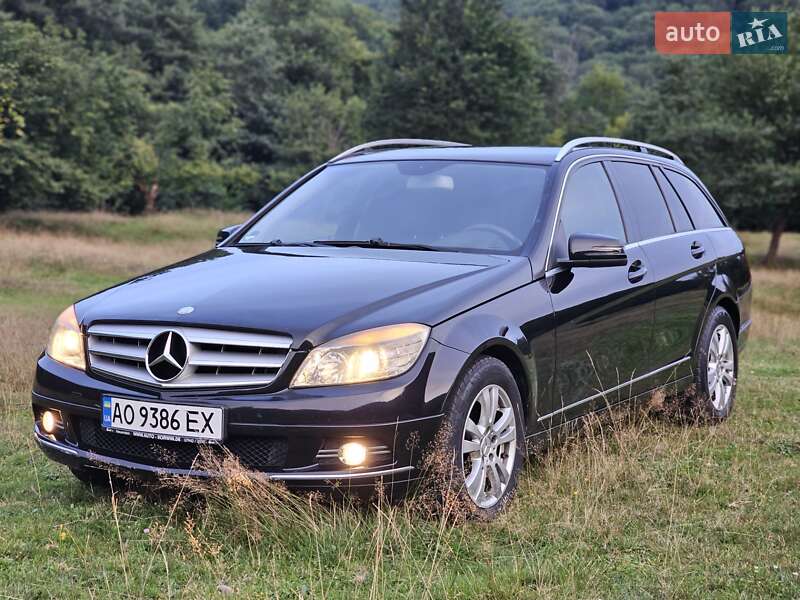 Mercedes-Benz C-Class 2009