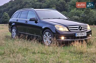 Універсал Mercedes-Benz C-Class 2009 в Ужгороді