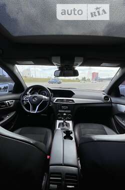 Купе Mercedes-Benz C-Class 2013 в 