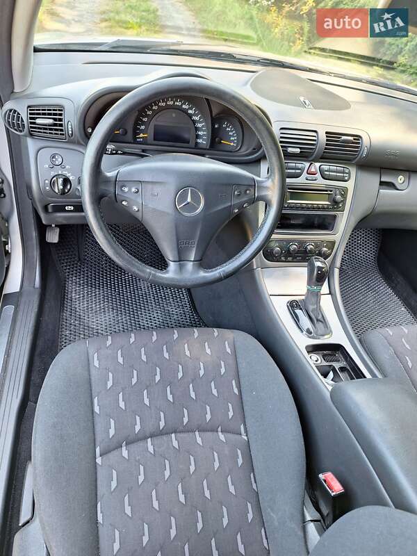 Купе Mercedes-Benz C-Class 2002 в Житомире