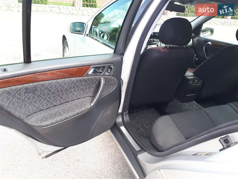 Универсал Mercedes-Benz C-Class 2002 в Новомиргороде фото 29 Универсал Mercedes-Benz C-Class 2002 в Новомиргороде