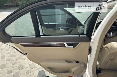 Седан Mercedes-Benz C-Class 2013 в 