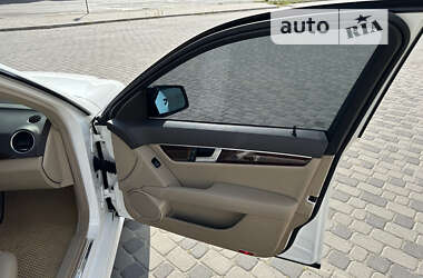 Седан Mercedes-Benz C-Class 2013 в 
