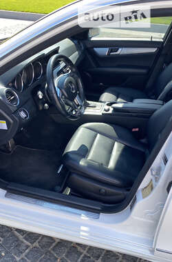 Седан Mercedes-Benz C-Class 2012 в 