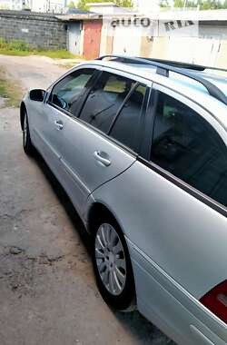 Універсал Mercedes-Benz C-Class 2001 в Києві